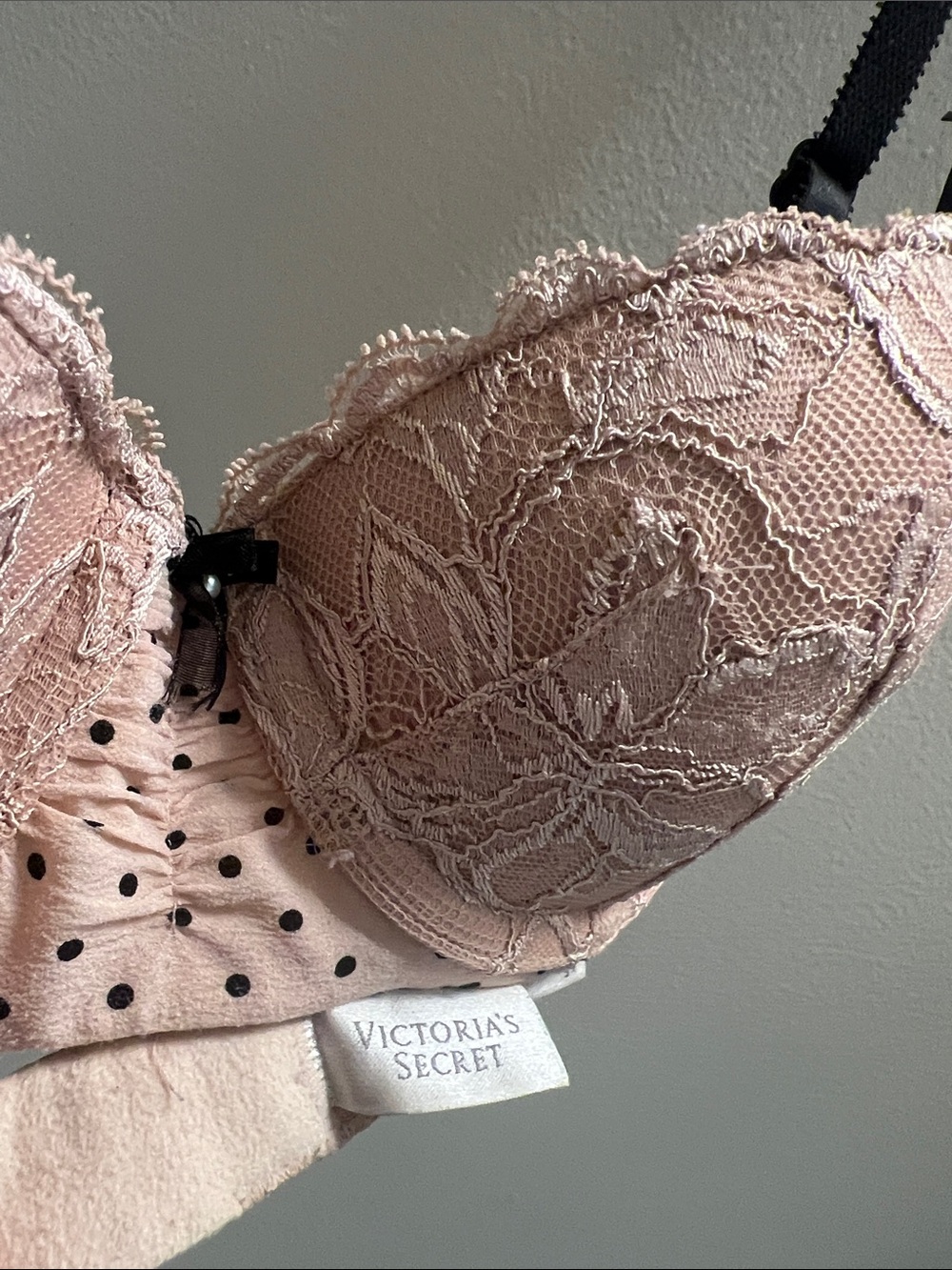 Victoria's Secret Pink Lace Demi Bra with Black Trim - Picture 2 of 5